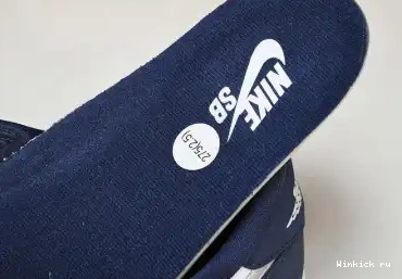 Midnight Navy 1 SB Low Jordan 0430